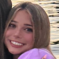 Ava Monpere